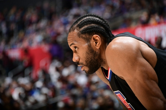 他在场上的 他在场上的